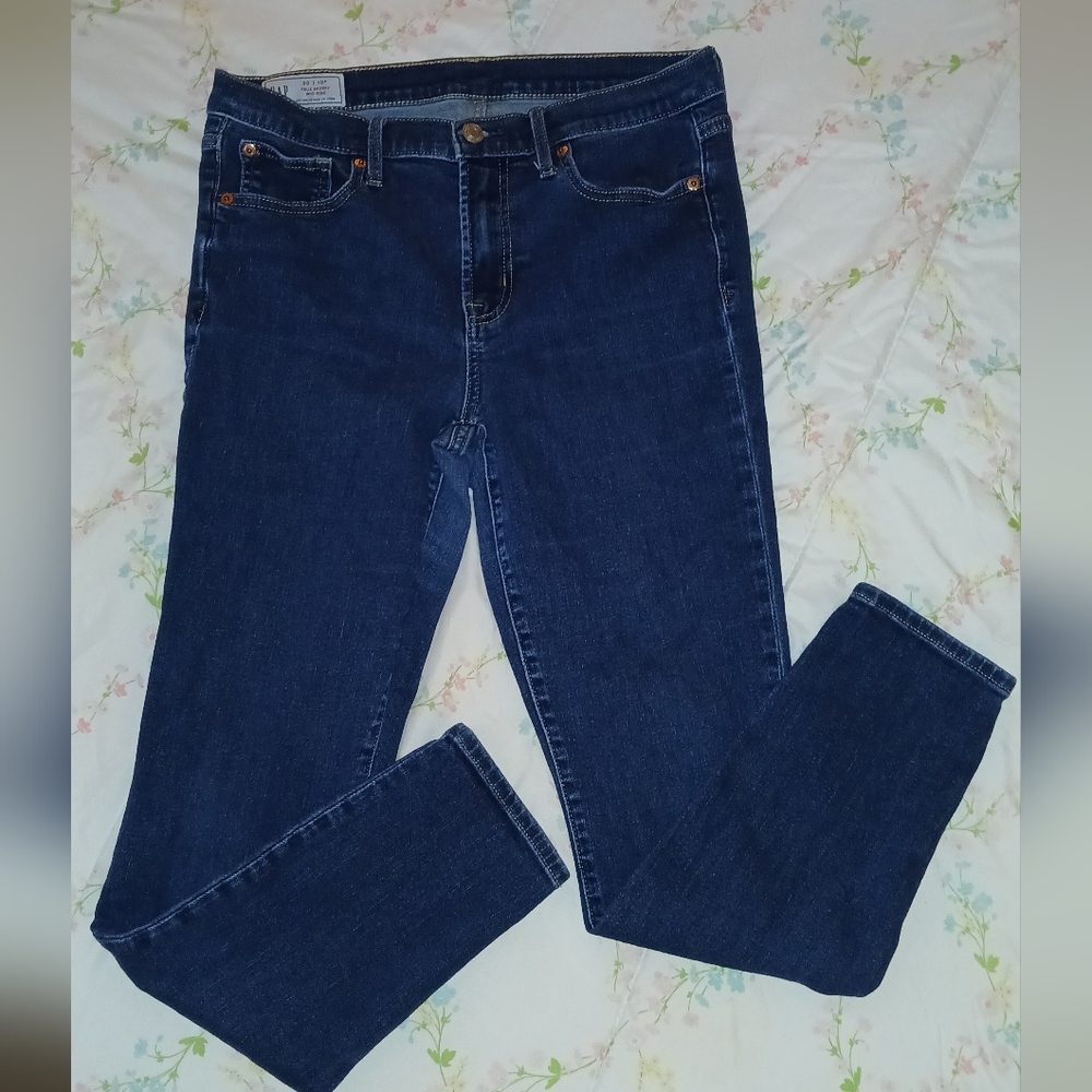 NWOT GAP Indigo Skinny Jeans for Women